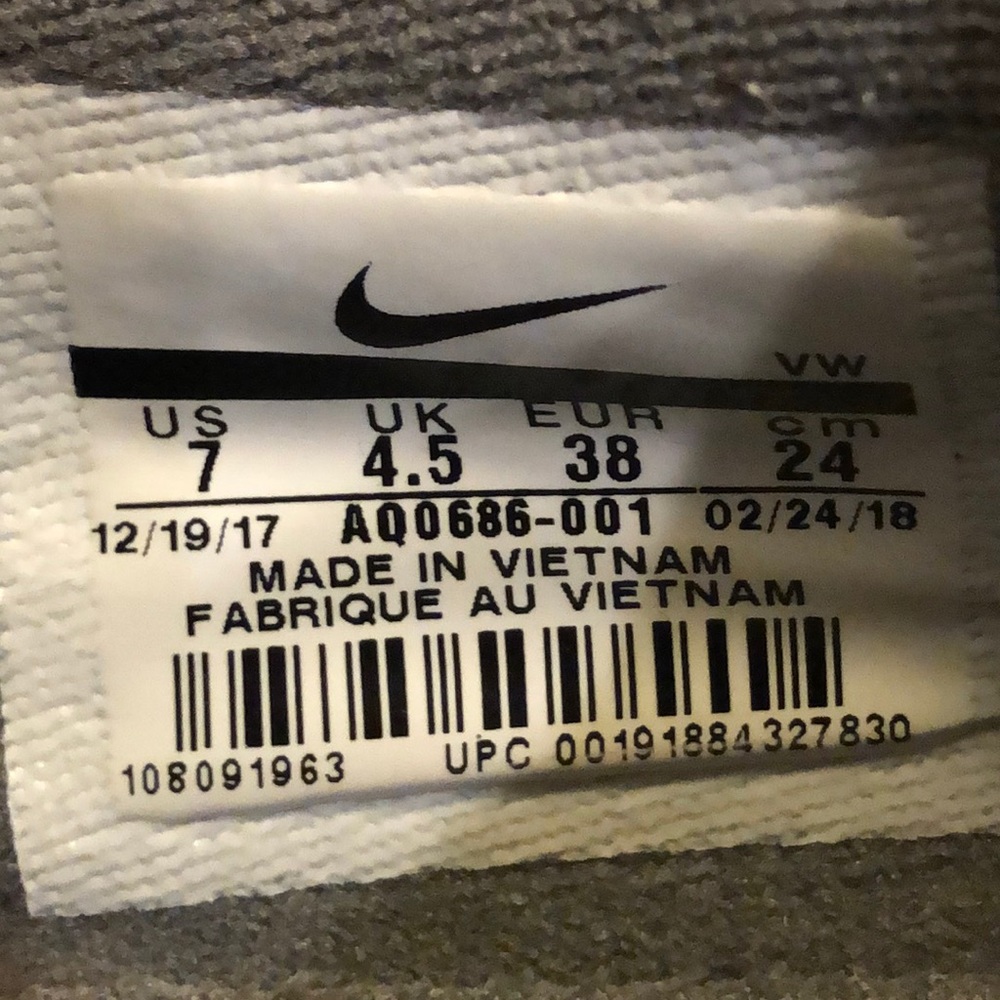 Nike Women’s Air Max Bella Training Shoe - Picture 7 of 7